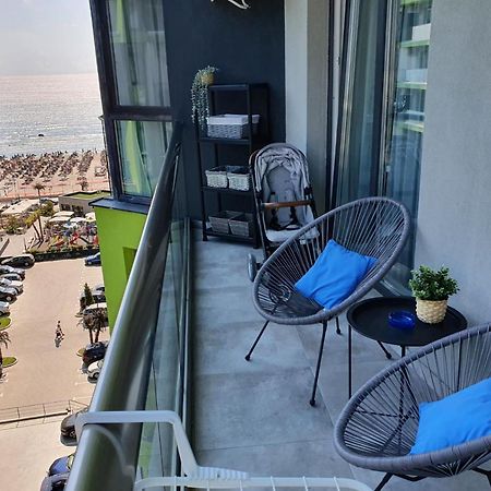 Alezzi Resort - Kids By The Sea - Baby Friendly Apartment Năvodari Esterno foto