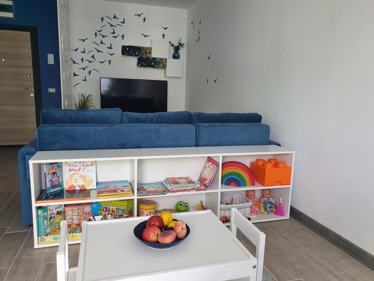 Alezzi Resort - Kids By The Sea - Baby Friendly Apartment Năvodari Esterno foto