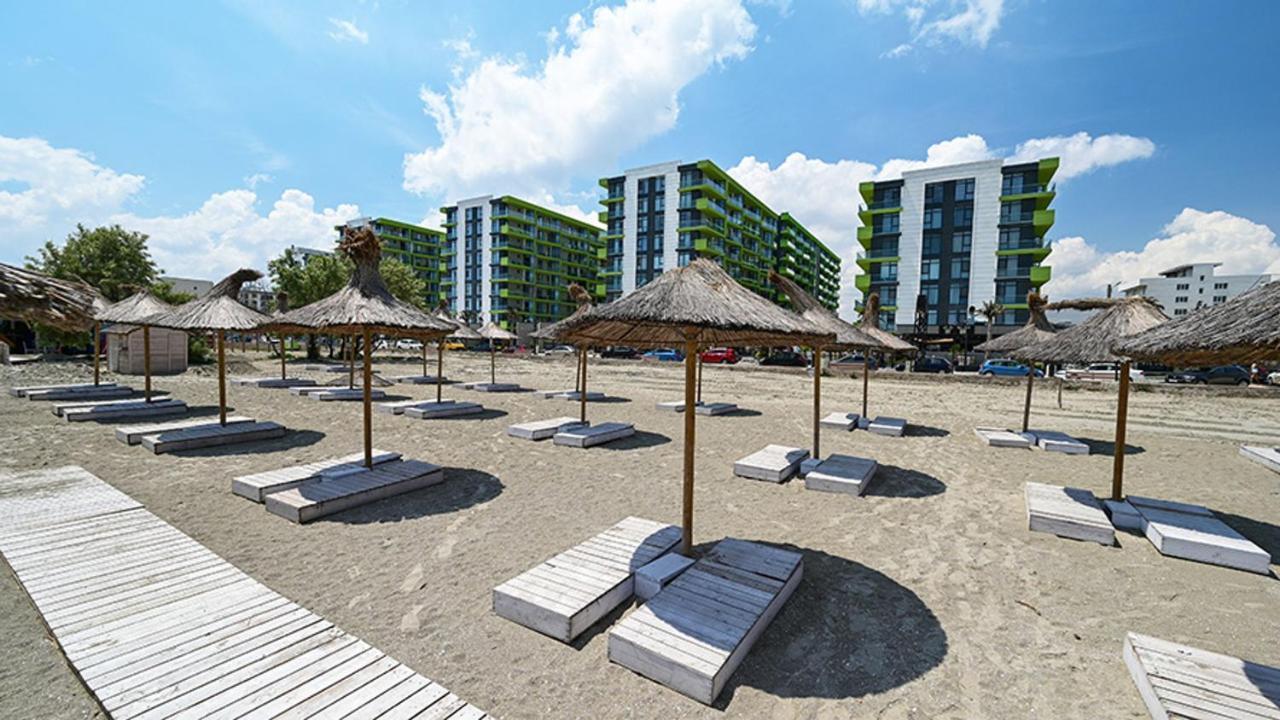 Alezzi Resort - Kids By The Sea - Baby Friendly Apartment Năvodari Esterno foto