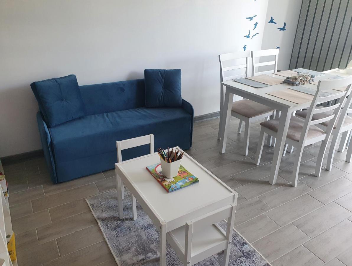 Alezzi Resort - Kids By The Sea - Baby Friendly Apartment Năvodari Esterno foto